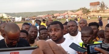 Sports : Water FC President, Makanjuola celebrates property guru, Fatimilehin 70th birthday with a football match