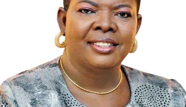 Oyo HoS, Siblings Launch Education Support Scheme for 30 Indigent Students in Memory of Late Parents