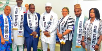 ACOE Honours Reps Member Ehindero with “Champion of Journalists Award